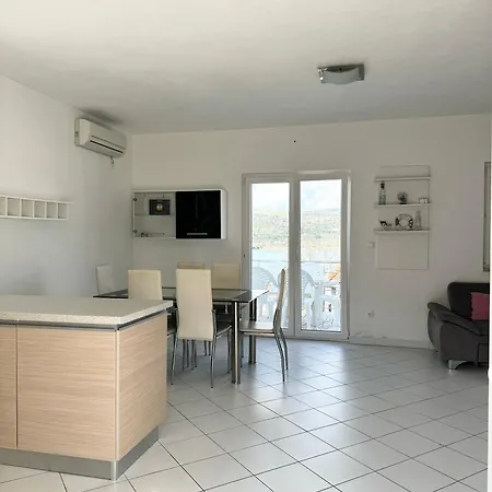 דירה Residence Amore טרוגיר